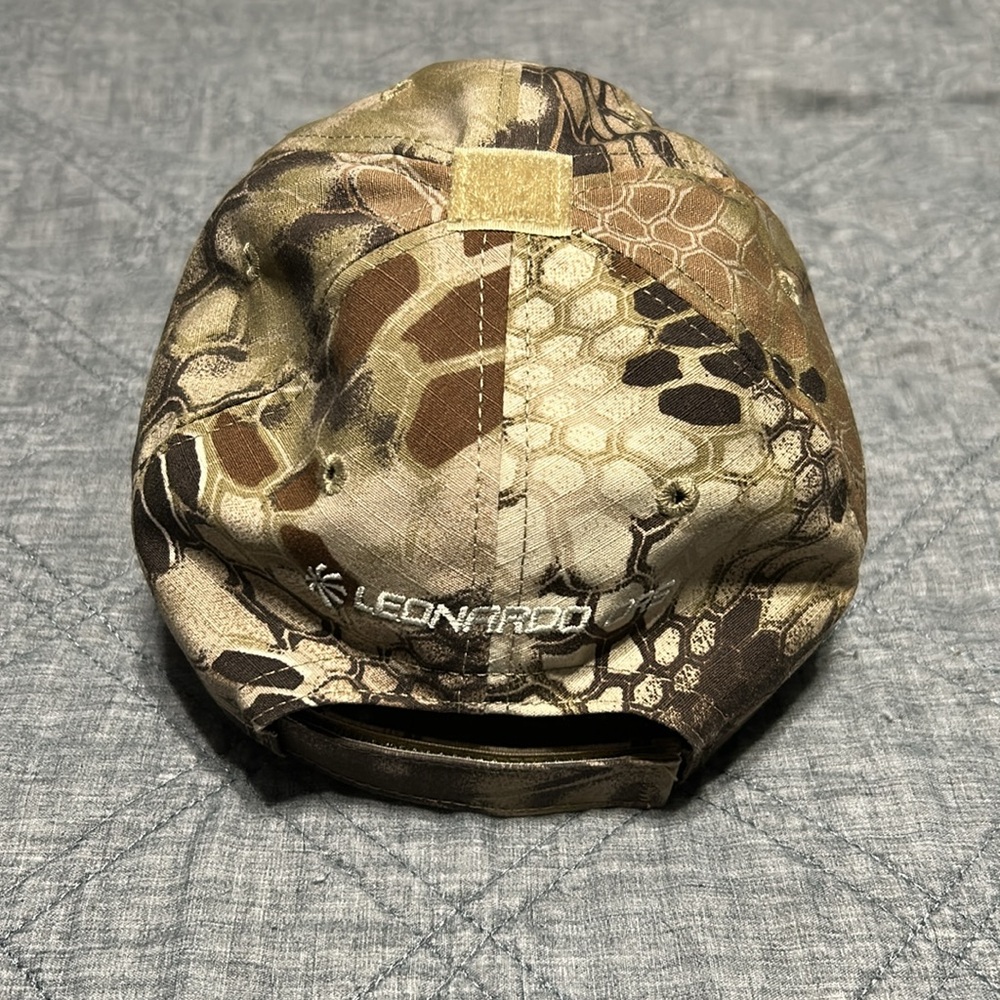 Camouflage Patterned Men's Hat - Picture 3 of 4